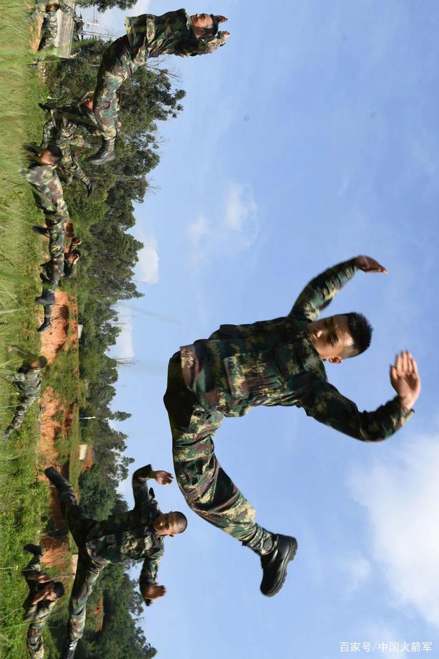 包含冲刺阶段体能课后，休斯敦火箭防线松动备战葡超，目标明确，训练强度明显提升的词条九游平台